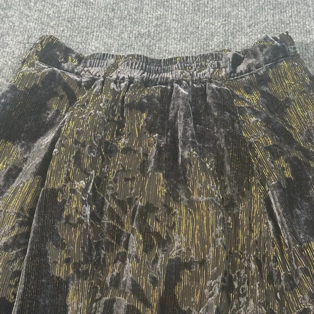 Modcloth Women's Small Midi A-Line Velvet Gold Metallic Lined‎ Skirt